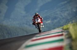 开云体育中国-英超争冠焦点战，日本国脚末节神兵天降，助尼斯客场带走关键胜利