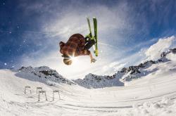 开云在线直播-北境铁壁锁南滩，塔图姆关键一击定江山，北京队体系篮球全面压制热火狂潮