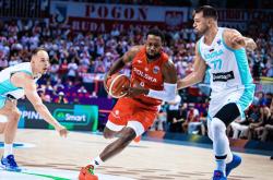 开云体育官方网站-波兰队连续获胜，晋级形势良好