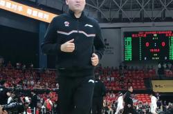 开云体育登录-马刺轻取山西队，孙铭徽惊艳四座的简单介绍