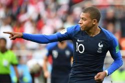 开云官网-包含马来西亚队横扫法国队，黄鸭组合带队取胜的词条