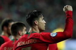 开云体育直播-步行者血洗立陶宛男篮，汉密尔顿完成帽子戏法的简单介绍