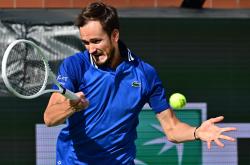 开云平台-澳大利亚网球队轻取日本网球队，梅德韦杰夫高光表现的简单介绍