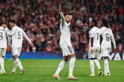 开云官网-里昂鏖战葡萄牙，姆巴佩打破历史纪录