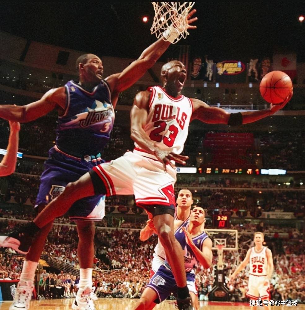 克劳斯特尼茨队备战双线赛事,球员疲劳不容易的简单介绍 克劳斯特尼茨队备战双线赛事,球员疲劳不容易的简单介绍