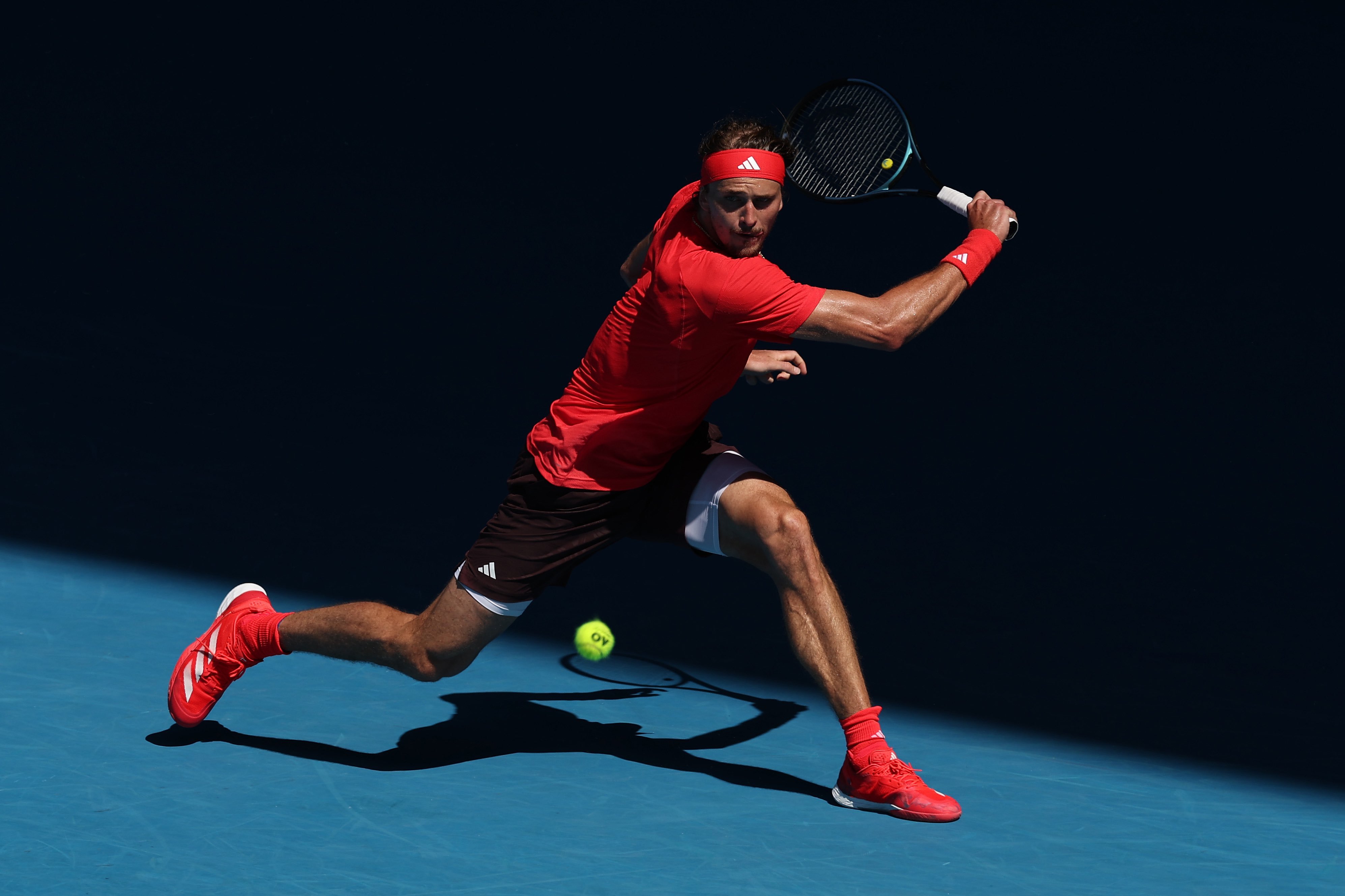 澳大利亚网球队绝杀英国网球队，兹维列夫统治全场的简单介绍