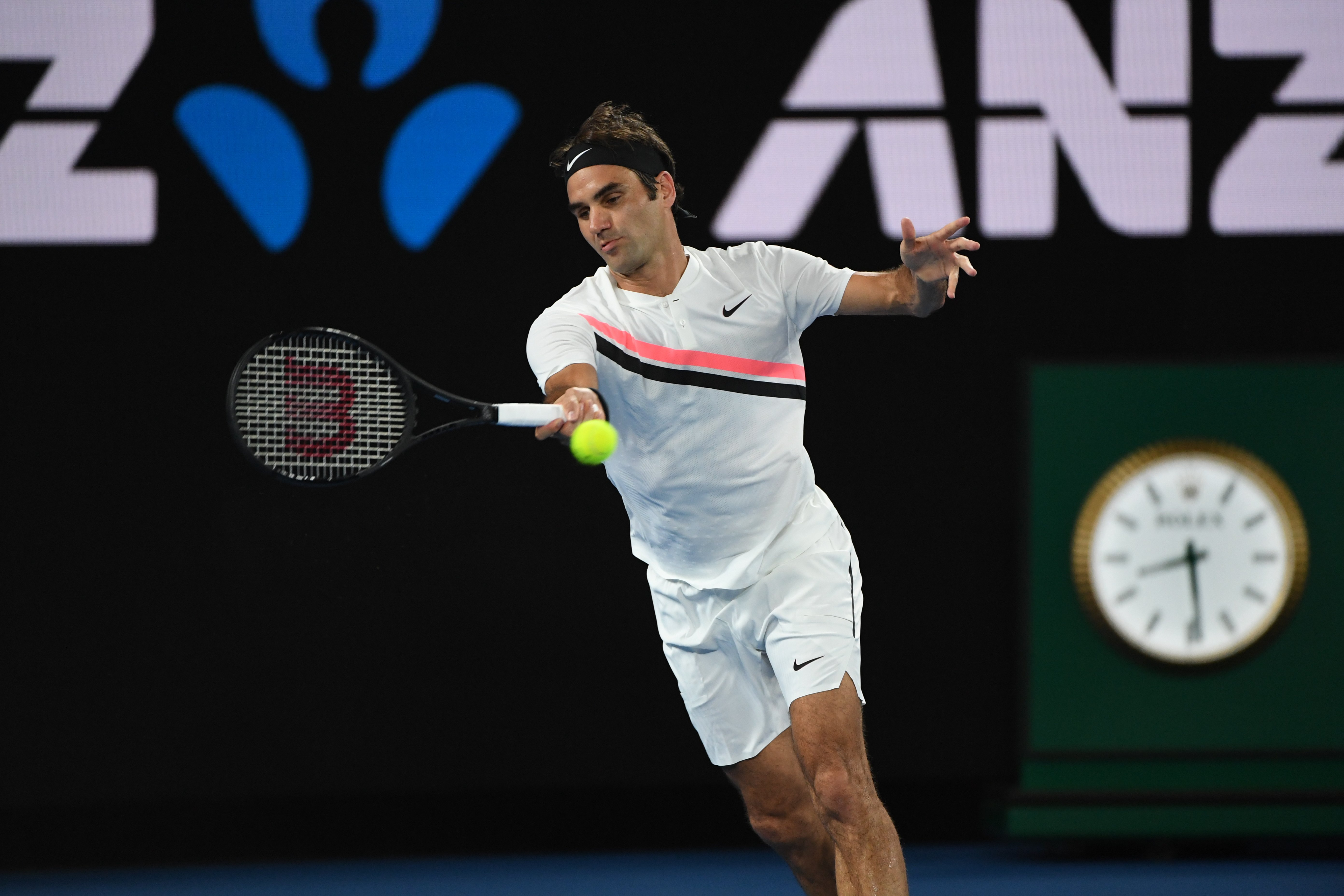 包含日本网球队绝杀澳大利亚网球队，费德勒绝境逆转的词条