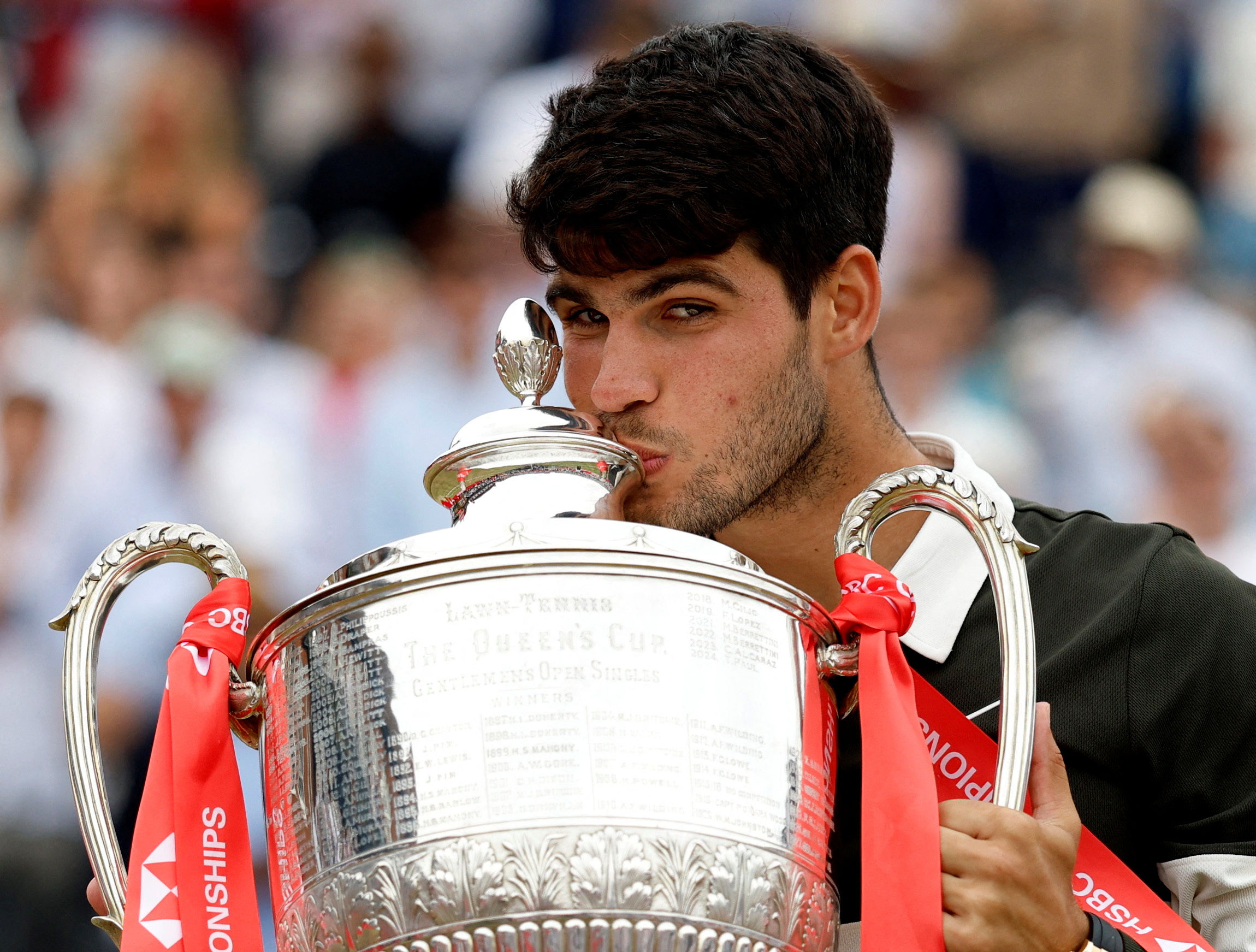 日本网球队鏖战意大利网球队，阿尔卡拉斯制霸全场的简单介绍