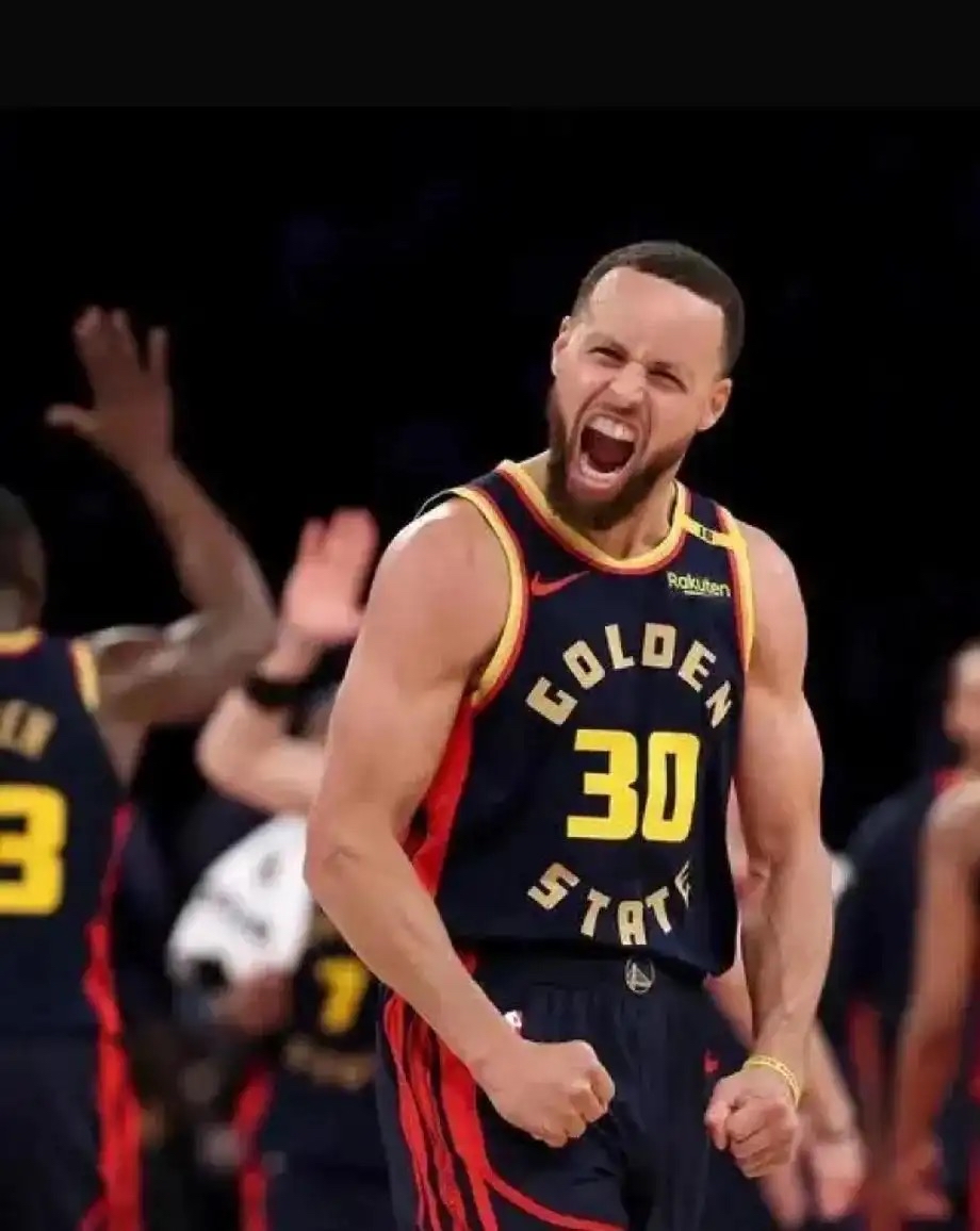 独行侠绝杀湖人，库里爆发神勇的简单介绍