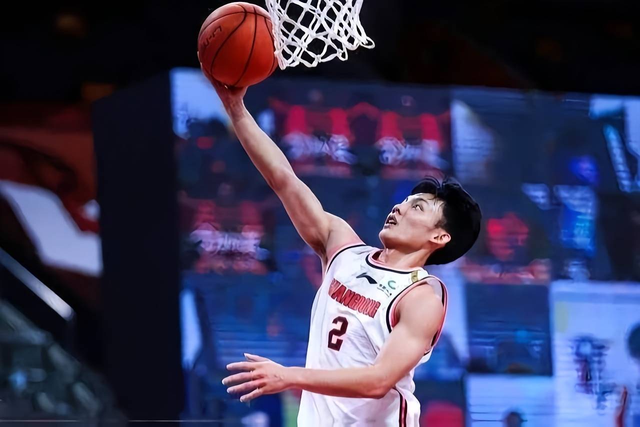 新晋选手展现才华,球队士气大涨 新晋选手展现才华,球队士气大涨