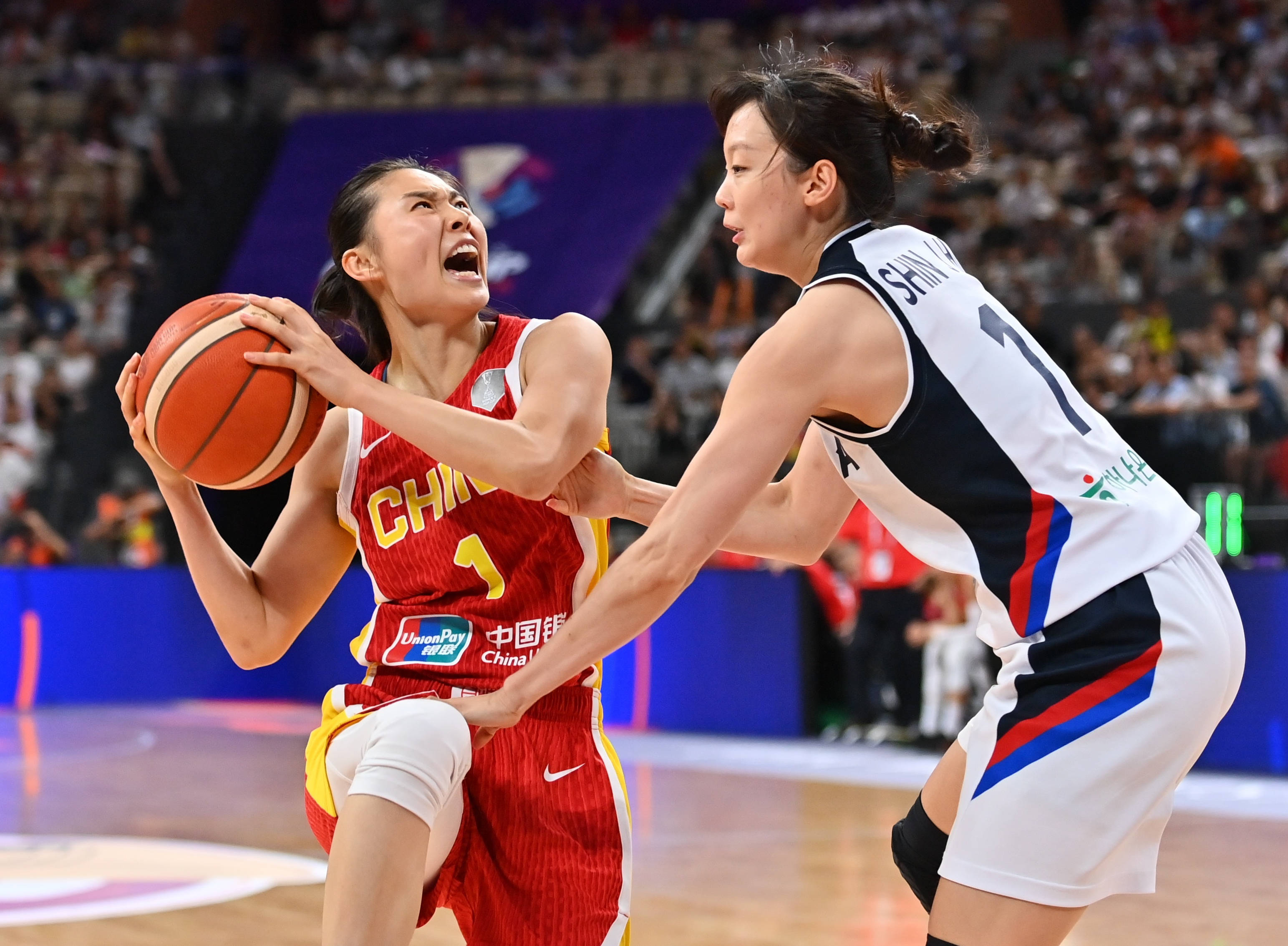 亚洲女篮赛季降级，新一届主教练备战