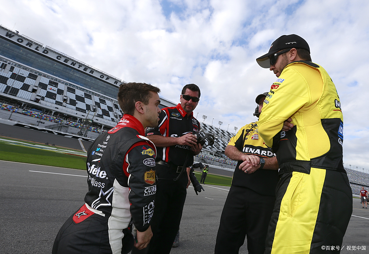 红牛二队险胜红牛车队，佩雷兹点燃赛场的简单介绍