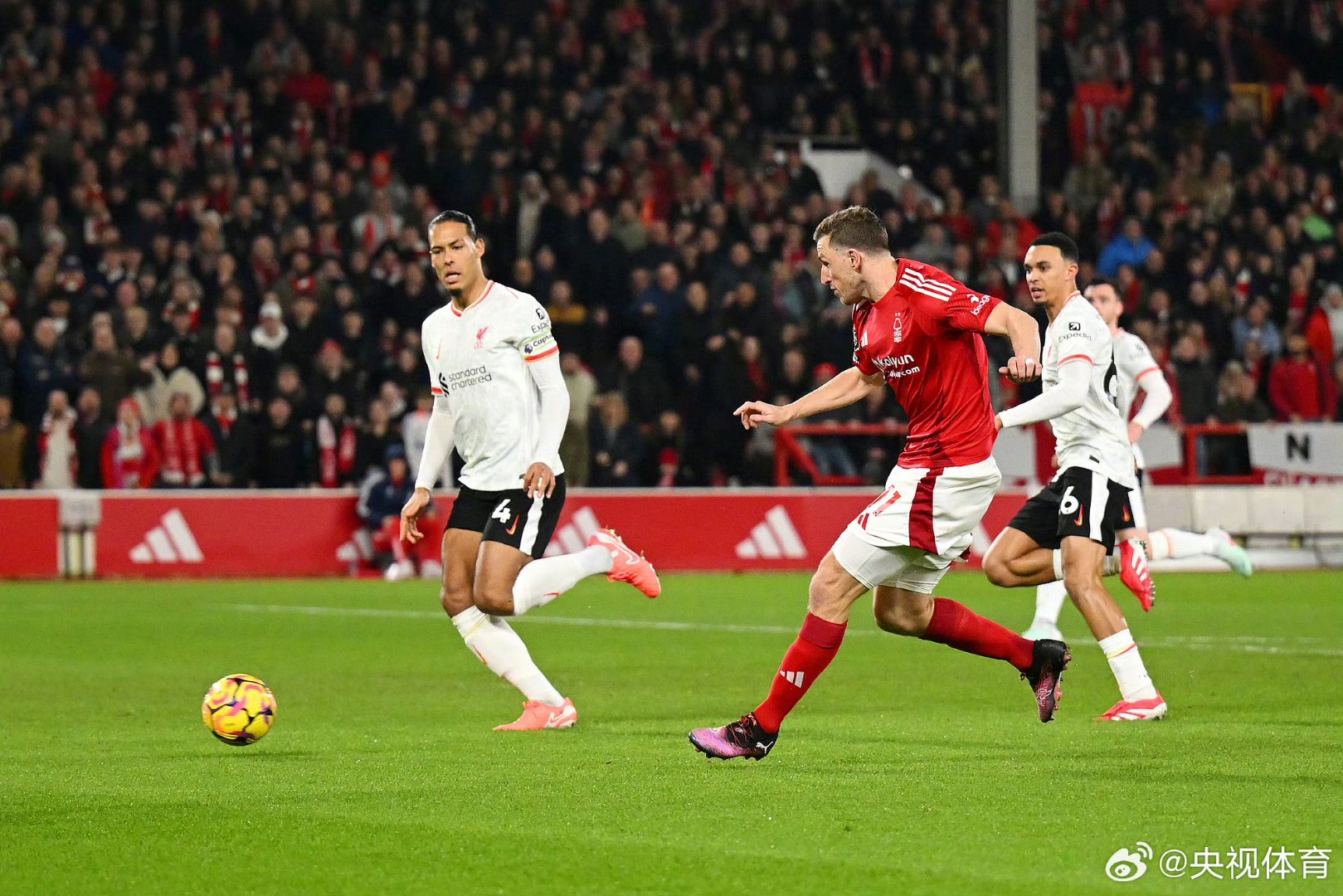 拜仁强势利物浦，梅西关键制胜