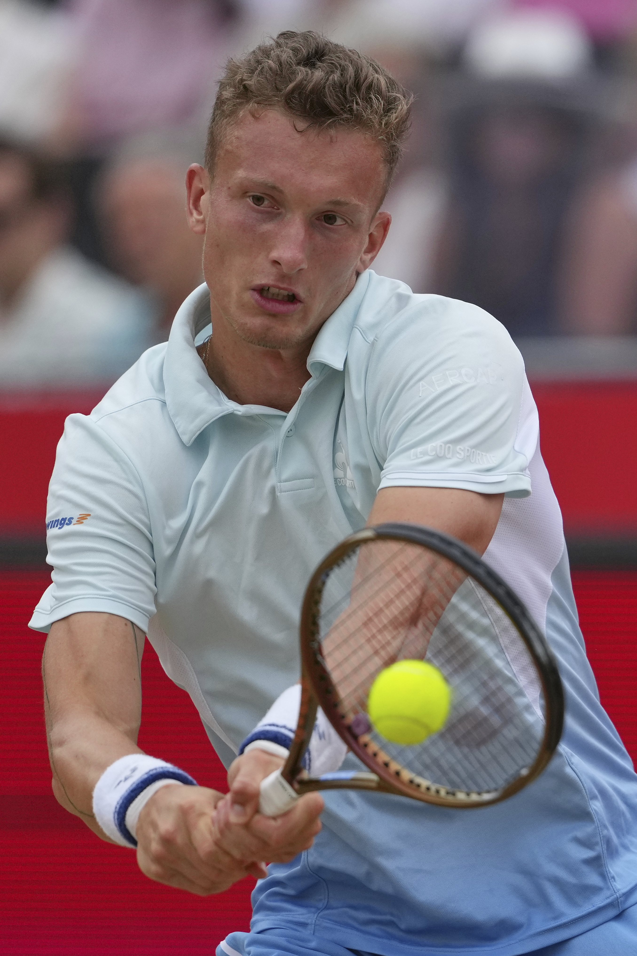 世界网球队轻取德国网球队，阿尔卡拉斯制霸全场的简单介绍