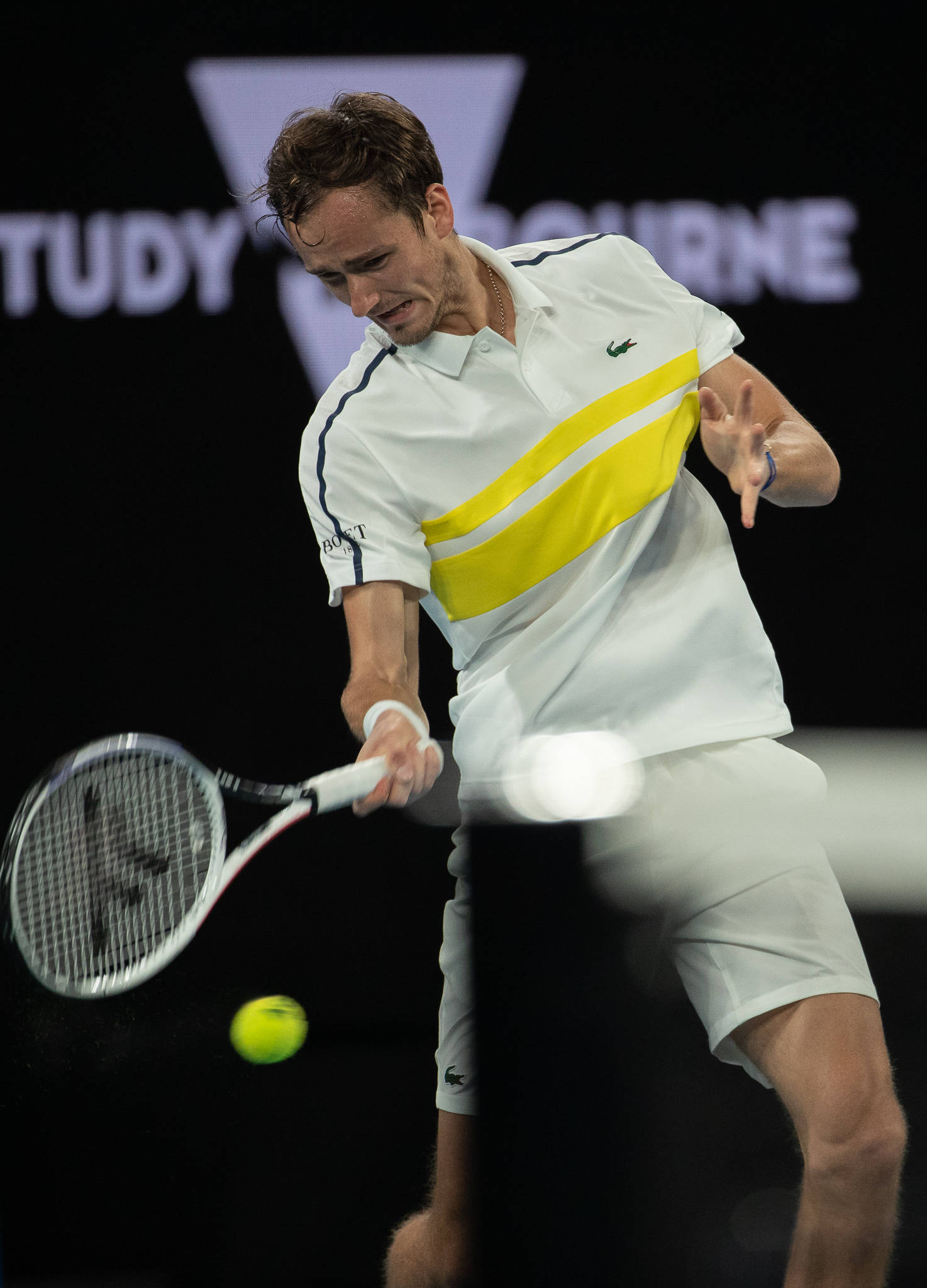 包含澳网轻取美网，梅德韦杰夫关键制胜的词条