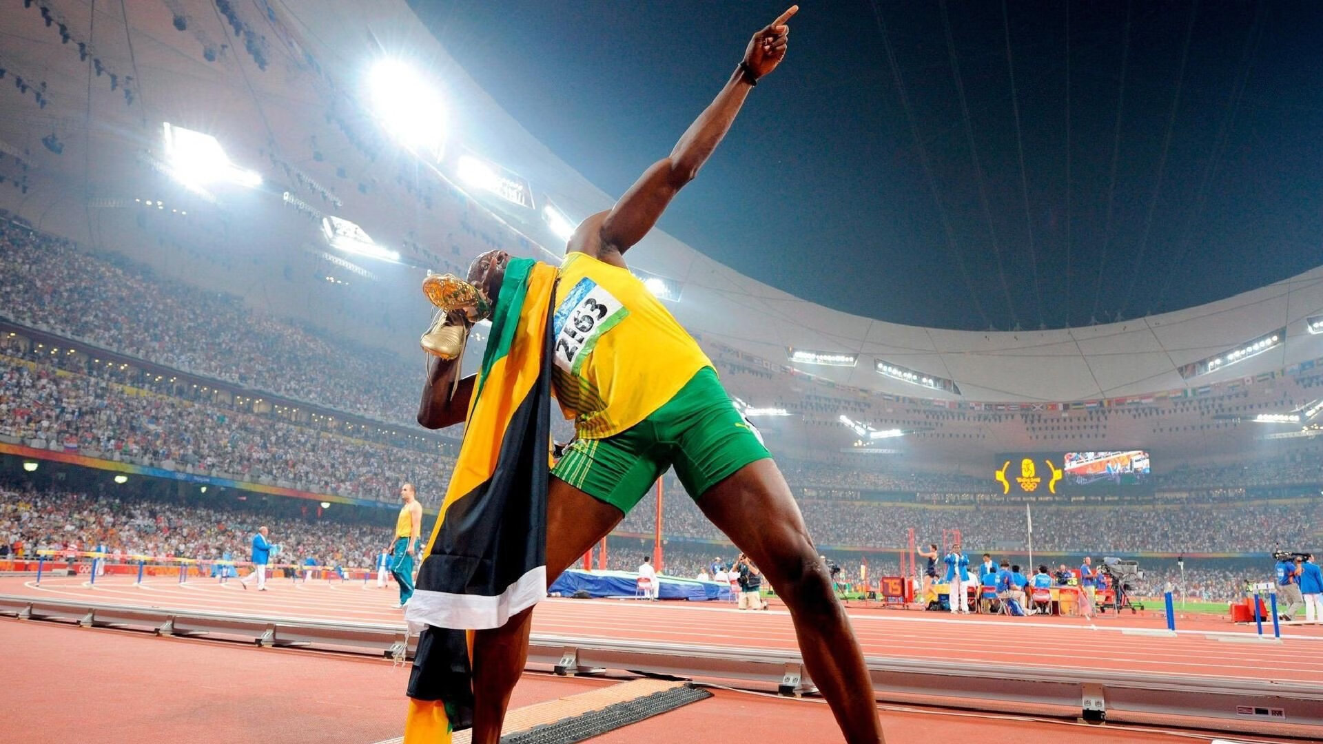 福克斯里程碑之夜，湖人绝地反击，当个人荣耀与团队胜利交织